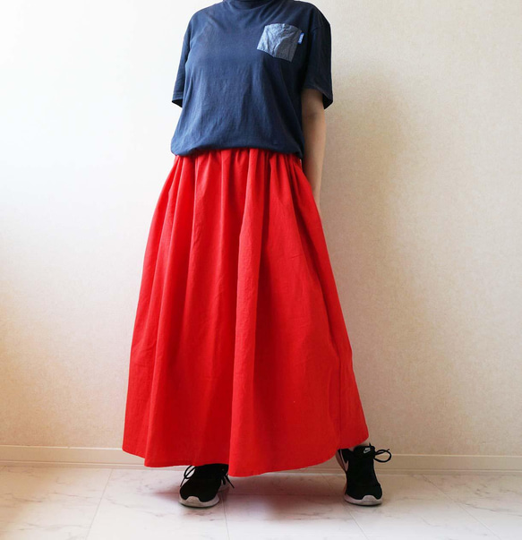 【関税込み】KHAITE レッド Lucian マキシスカート KHAITE Lucian マキシスカート | レッド | FARFETCH JP