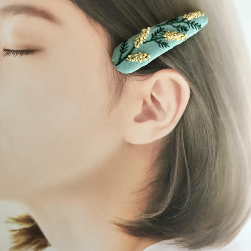 大きめサイズの刺繍パッチンピン(ミモザ・ラベンダー) ヘアピン 手刺繍