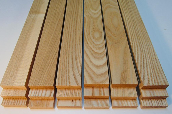 diyに最適な木材 !! 木っ端クラブ タモの薄板（厚み約１１mm、幅約４０mm、長さ約４００mm）板 端材 diy 1枚目の画像