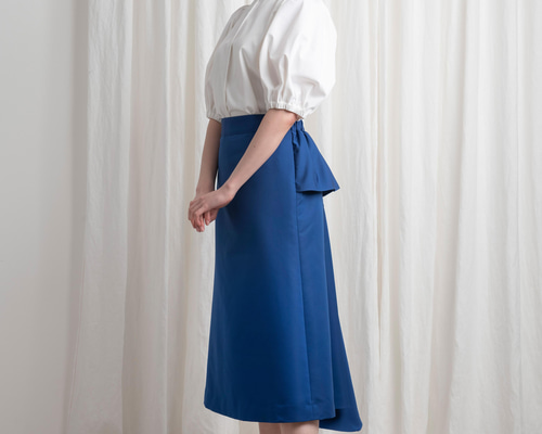 【〜10月15日迄出品終了】OZZ ANGELO バッスルテールラインスカート ドレスのように華やかなバックスタイルの《Aラインバッスル