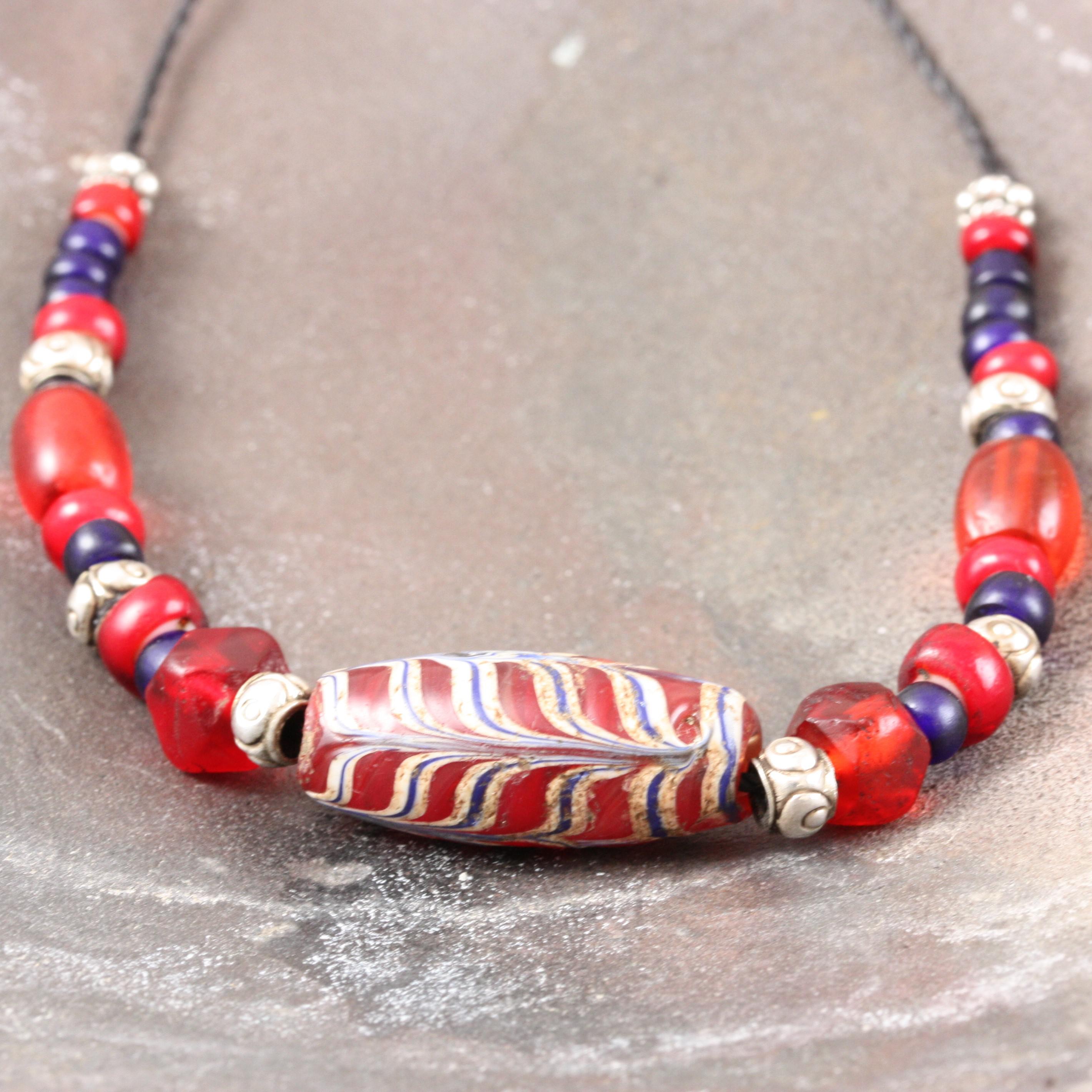 とんぼ玉 アンティーク ヴェネチアン ファンシー フェザービーズ ネックレス