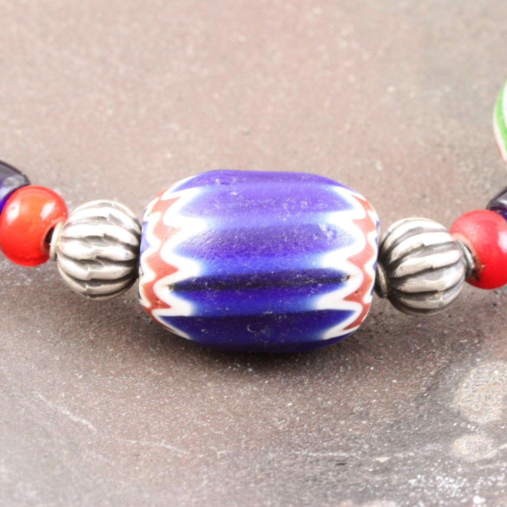 とんぼ玉 アンティーク ヴェネチアンビーズ シェブロン ホワイトハーツ ネックレス