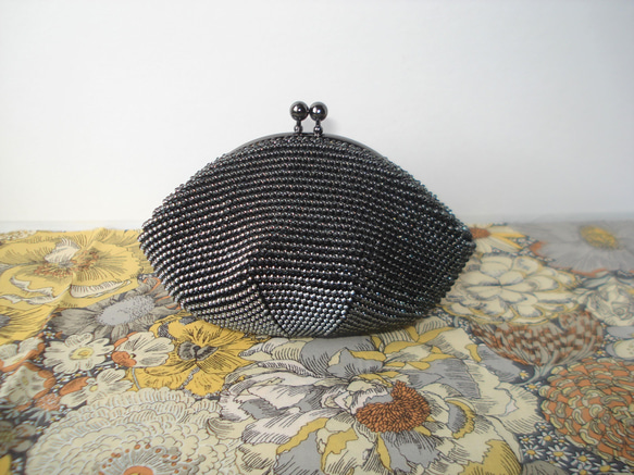 Beaded Purse --Shiny Black-- (M) 1枚目の画像