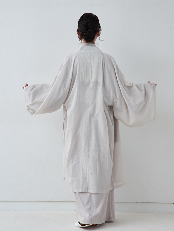 羽織ガウン・ロング(綿)-ホワイト-  ポケット付き 部屋着 カーディガン 5枚目の画像