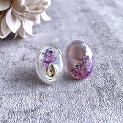 glass oval botanikaru purple Earrings 3枚目の画像