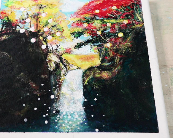 紅葉と滝／アクリル画　キャンバス　原画　Ｓ0号　もみじ狩り　小さな滝　水しぶき 7枚目の画像