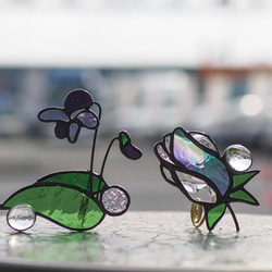 「スミレ」春待草・ハルマチソウ・ステンドグラス・窓辺にちょこんとシリーズ 7枚目の画像