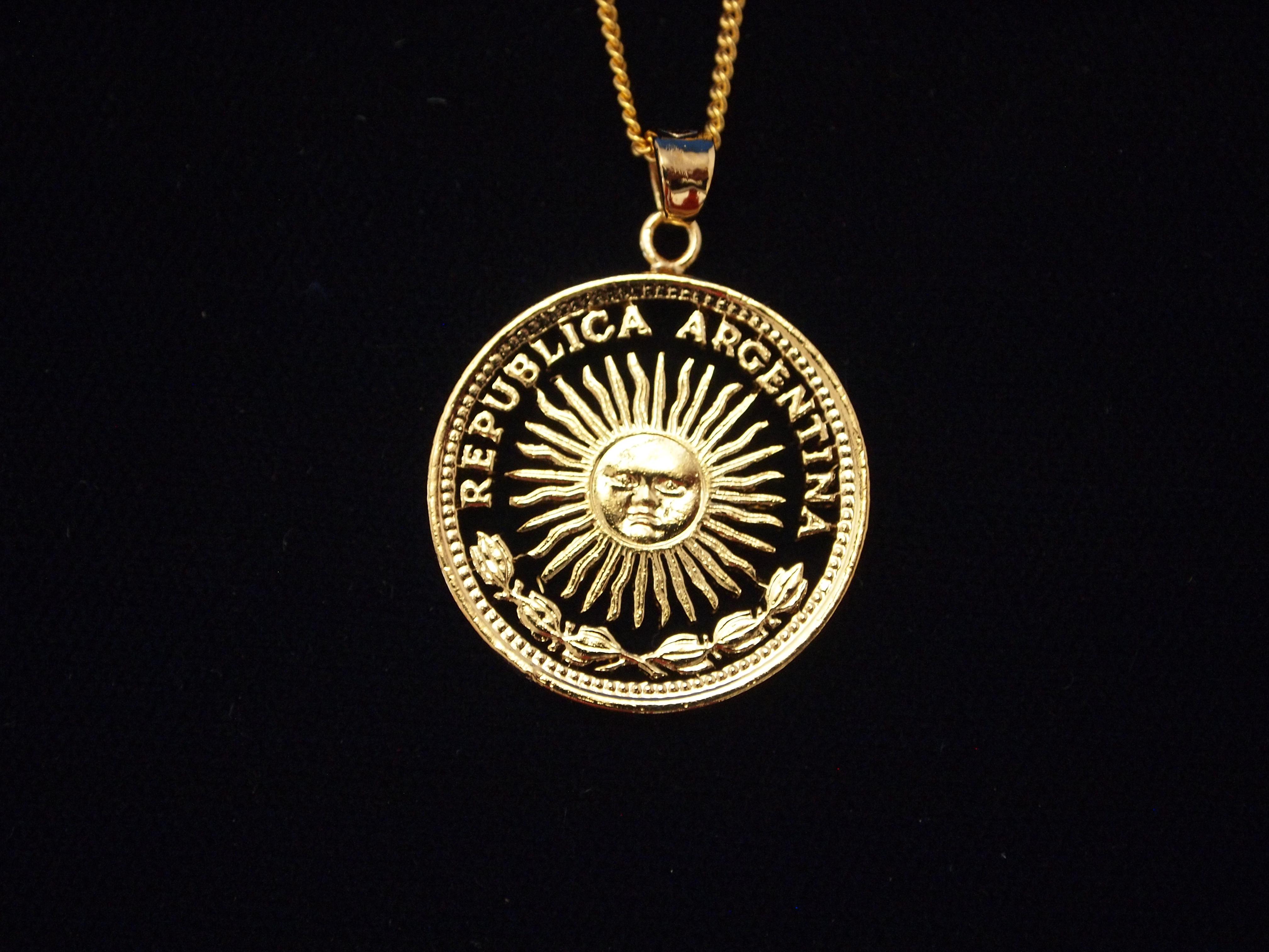 コインカットペンダント　アルゼンチン1ペソ