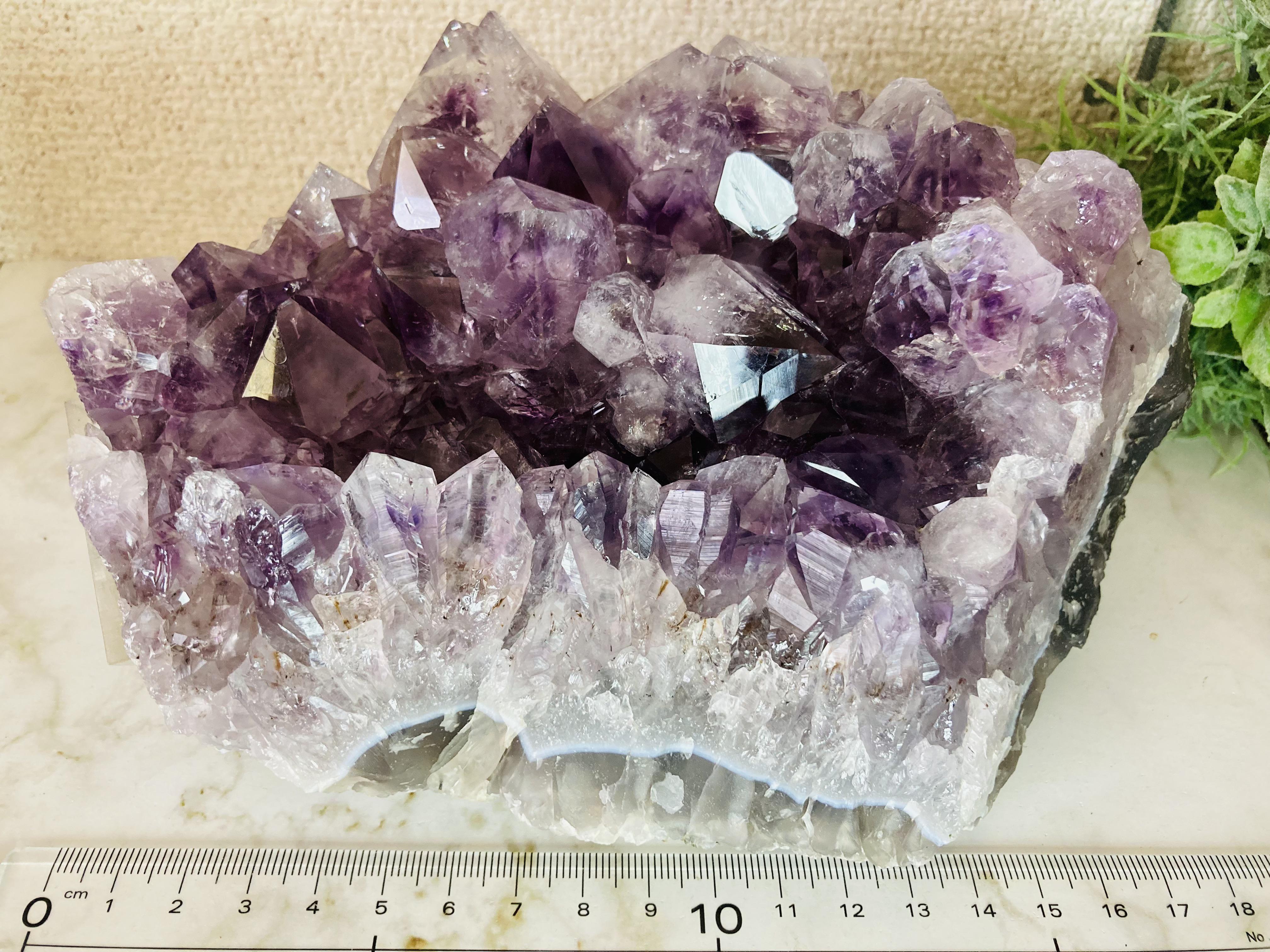 愛の守護石✨レインボー　ゲーサイト内包　アメジスト　クラスター