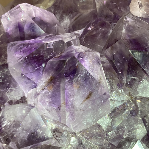 愛の守護石✨レインボーゲーサイト内包アメジストクラスター