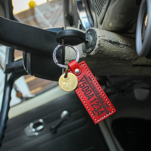 人気】送料無料 ナンバープレートキーホルダー オーダーメイド 自動車
