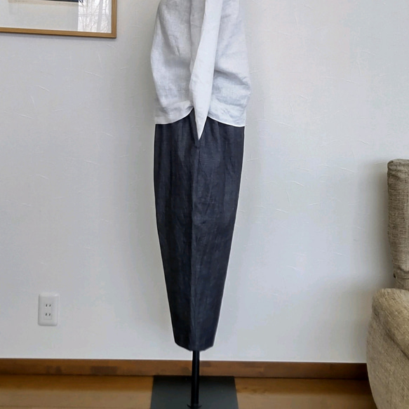 岡山デニムのゆったりたっぷりパンツ　ネイビー 5枚目の画像