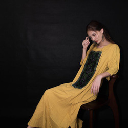 ミァオ族手作りのアンティーク刺繍付きマキシドレス マキシ丈ワンピース 上品でユニーク 一点物 デザイナーズドレス#105 5枚目の画像