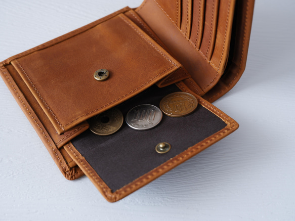 財布 二つ折り ウォレット 本革  小銭入れ付き シンプル　メンズ 4枚目の画像