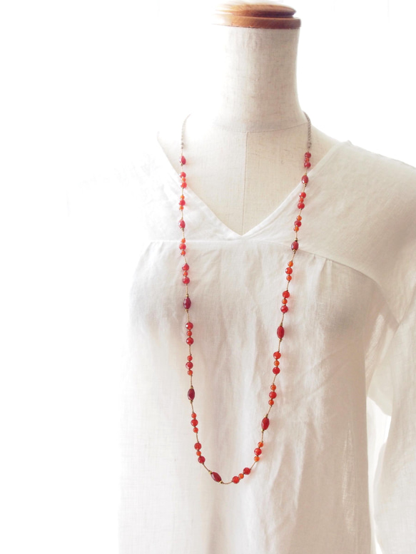 Red×Orange（long necklace） 2枚目の画像