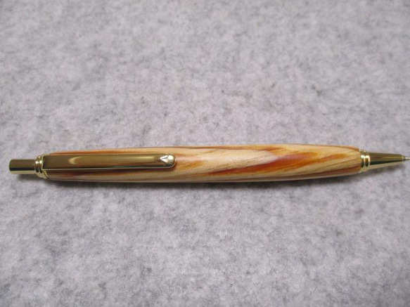 肥松(黒松) 出雲大社地区古材 キヌカオイル仕上げ シャープペンシル