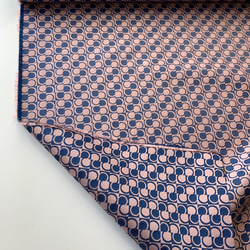 ジャガード織物　手芸生地　オセロ　ブルー／ピンク 8枚目の画像