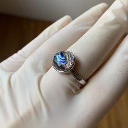 ガラス×アバロンシェル 10mm シンプル ベゼル リング 指輪 フリーサイズ マーブル オーロラ 6枚目の画像