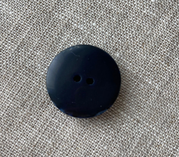 2.2cm 3個 マーブル ダークブルーのボタン スイス #17 4枚目の画像