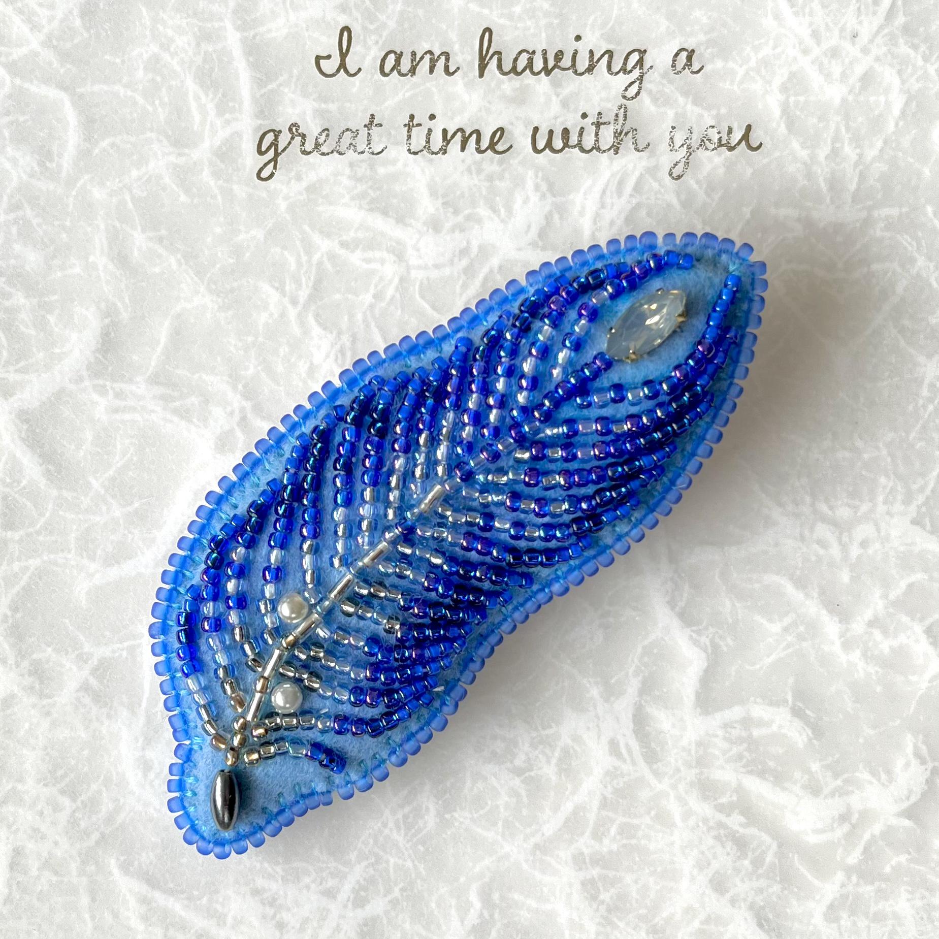 ブローチ タケコブター ハンドメイドアクセサリー カクテル 刺繍 ビーズ