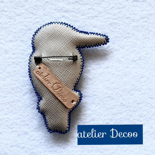 ちゃっぴー様　追加オーダーご確認用　ビーズ刺繍ブローチ ちゃっぴー様【ご確認用】ビーズ刺繍ブローチ - メルカリ