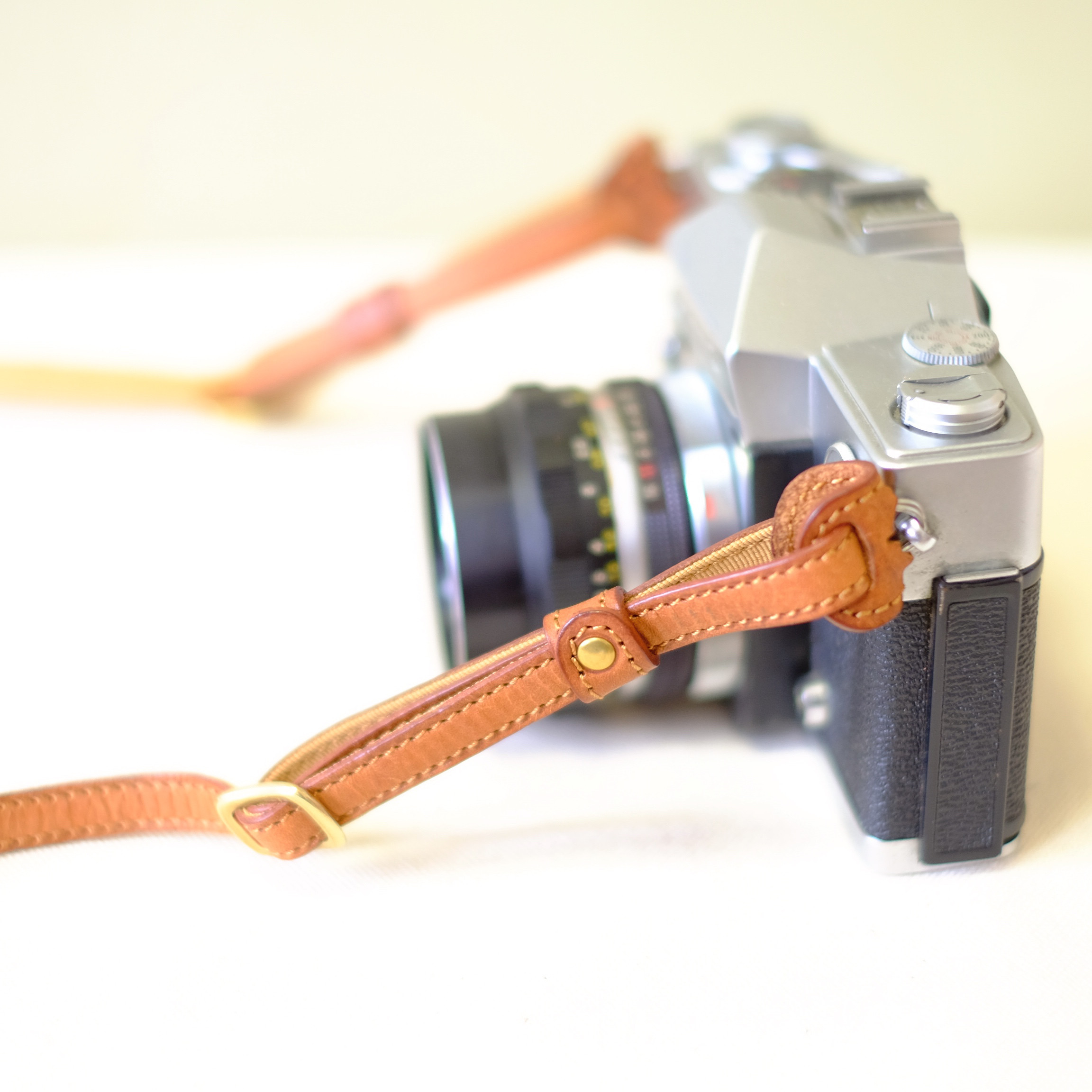 やわらか カメラストラップ(名入れ可) キャメル