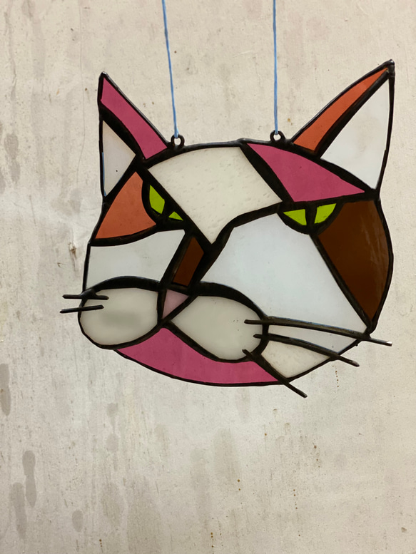 猫図鑑【三毛猫】猫サンキャッチャーステンドグラス 2枚目の画像