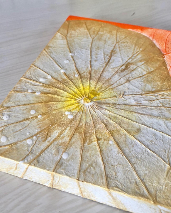 【一点もの】オシャレでユニークな蓮の葉ハッピーアート: The beauty of lotus leaf. 3枚目の画像