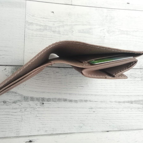 2つ折り財布（グレー） ボックス型小銭入れ 革小物 レザー