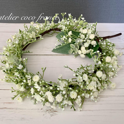 【花嫁応援価格】⭐︎かすみ草とクリーミーグリーンのボタニカル花冠・ブートニア付き 4枚目の画像