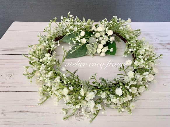 【花嫁応援価格】⭐︎かすみ草とクリーミーグリーンのボタニカル花冠・ブートニア付き 5枚目の画像