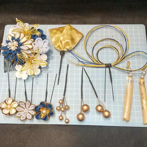 受注製作｣つまみ細工&水引 成人式、卒業式などの髪飾り｢ちりめん｣ 深み