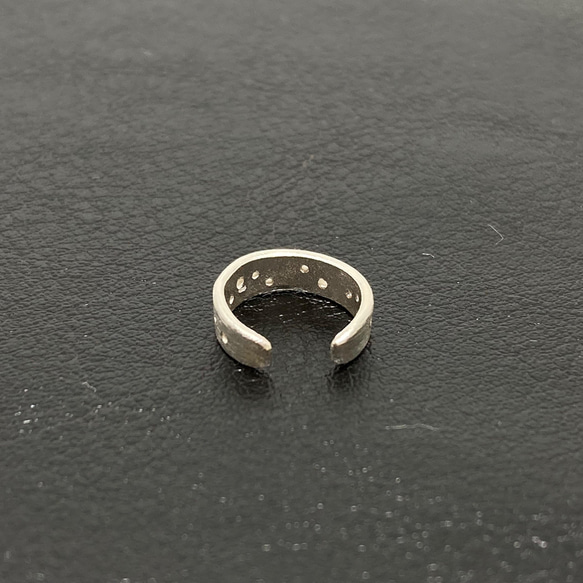 プラネタリウムモチーフのイヤーカフ◇星 夜空 星空 純銀 ピュアシルバー 片耳用 イヤカフ カフス 7枚目の画像