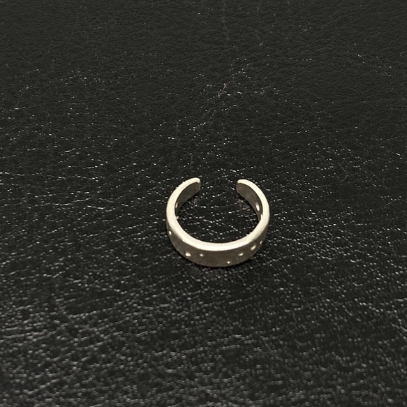 プラネタリウムモチーフのイヤーカフ◇星 夜空 星空 純銀 ピュアシルバー 片耳用 イヤカフ カフス 10枚目の画像