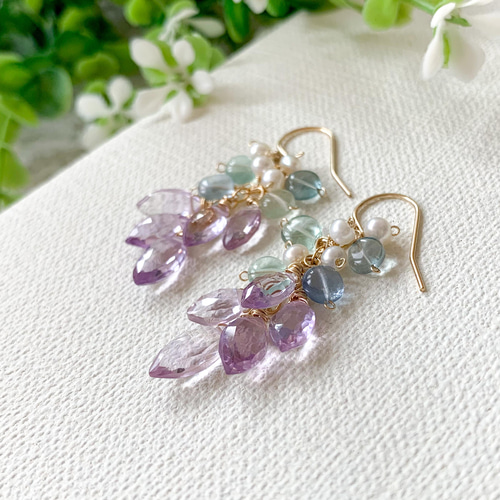 14kgf*ピンクアメジストとフローライトの夢色紫陽花ピアス／イヤリング