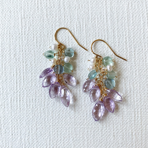 14kgf*ピンクアメジストとフローライトの夢色紫陽花ピアス／イヤリング