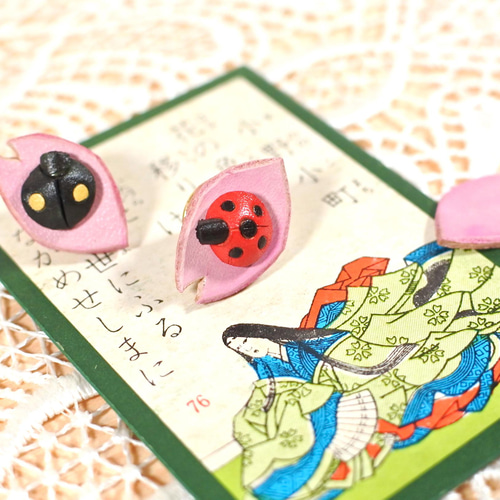 春の福袋】ほぼ実物大！てんとう虫のピンバッジ 春/葉っぱ・桜・菜の花