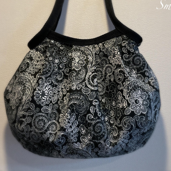 ブラックWデニム♡グラデローズ刺繍のちょこっとお出かけミニ