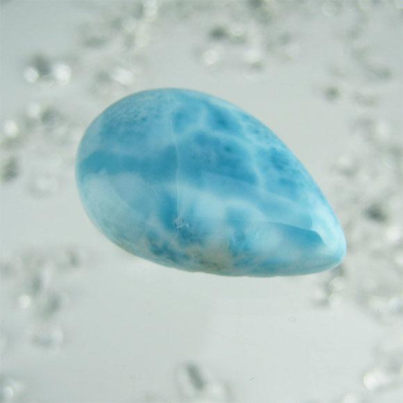 ラリマールース　【送料込】　LMR290　ドミニカ共和国の石研磨職人の旦那から送ってもらってます　larimar　直輸入