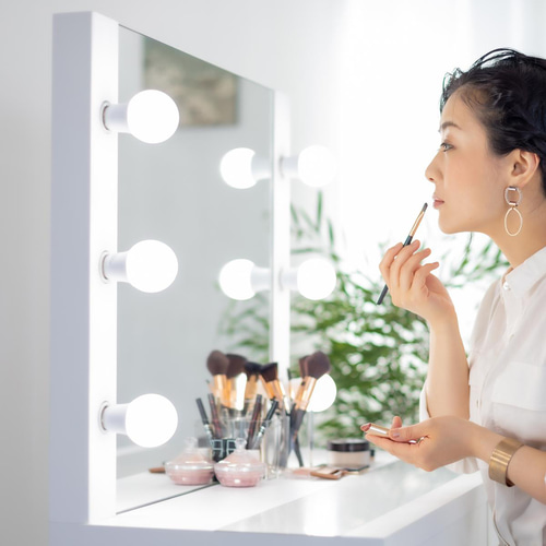 【新品ラスト一点】早い者勝ち✨プロドレッサー兼セルフィーミラー！ ドレッサー女優ミラー クリスタルsofia（ミルキーホワイト）LED・椅子