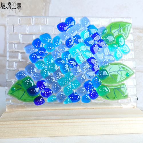 再販】 あじさい レンガ 紫陽花 透明 6月 梅雨 ガラス フュージング