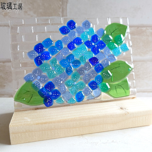 再販】あじさい レンガ 紫陽花 透明 6月 梅雨 ガラス フュージング