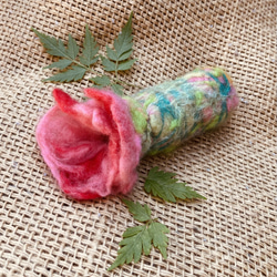 羊毛氈療癒系手作品~花瓶/花器/花花飾界-紅色系.綻放 第1張的照片