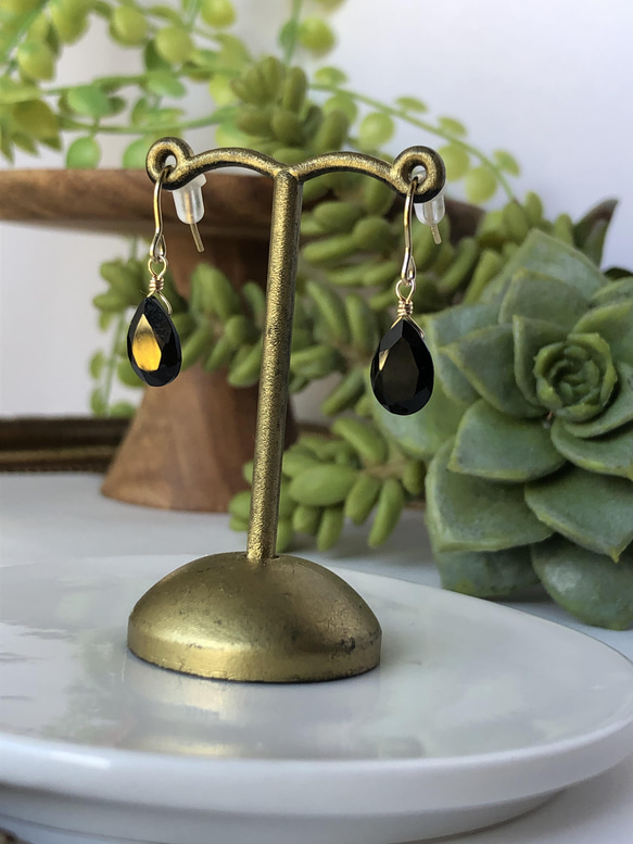 【silver925 18KGP】天然石ブラックスピネルのキラッとクールピアス(イヤリング) 6枚目の画像