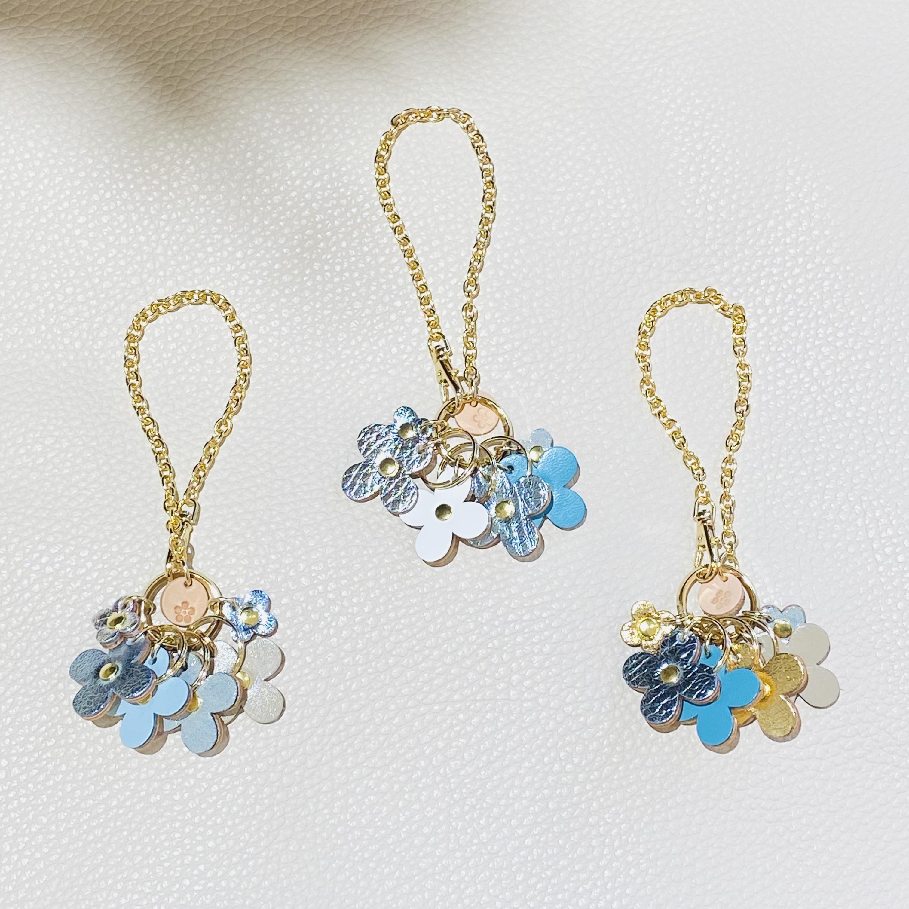 【¥6,600→¥5,280お得価格セットM】4flowersバッグチャーム×3セット(プレゼント用袋付)ブルーカラー