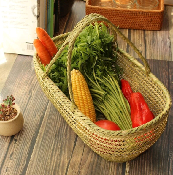 家庭用竹編  ハンドカゴ  手作り  野菜カゴ 1枚目の画像