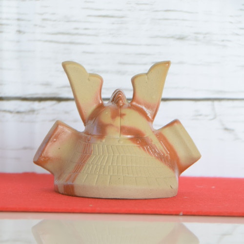 備前焼] こどもの日 かぶとの置物 送料無料 その他置物 岡山陶器工房