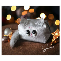 新色シルバー・pale cat pouch 2枚目の画像