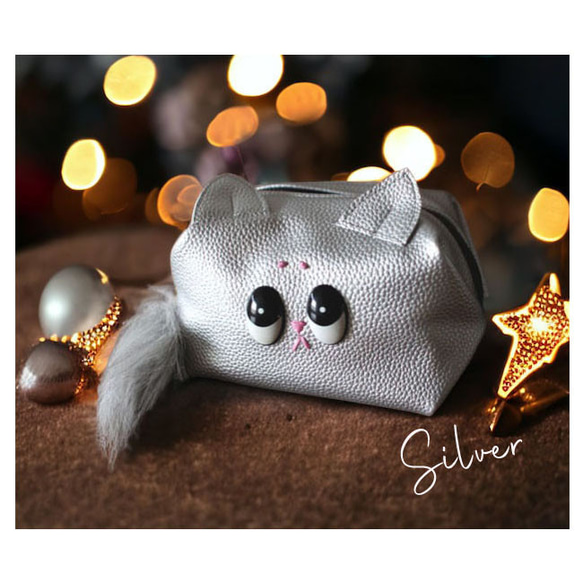 新色シルバー・pale cat pouch 2枚目の画像