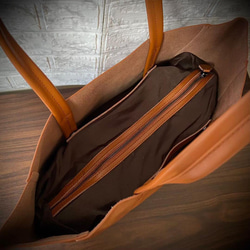 義大利皮革手提包，男女通用，大號，時尚，真皮，含袋中袋，棕色駝色 第4張的照片